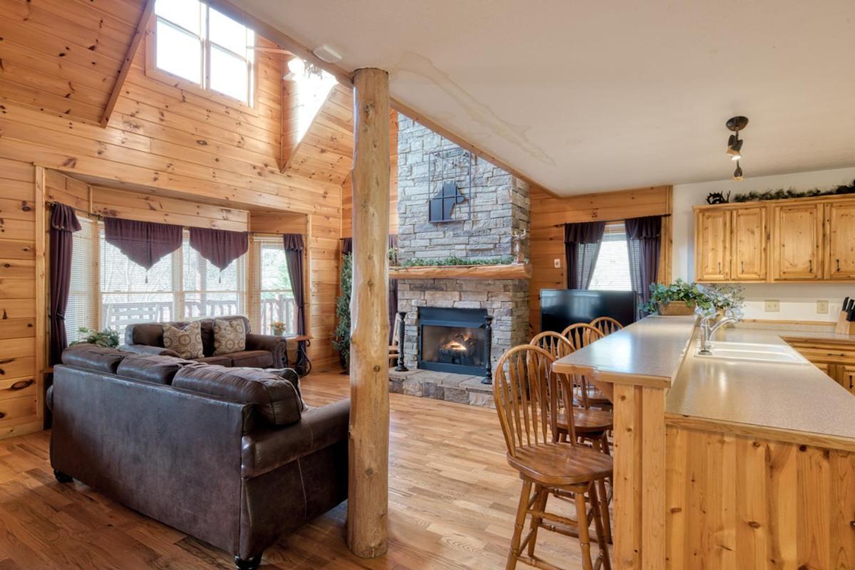 Cherokee Lodge Sevierville Exterior photo